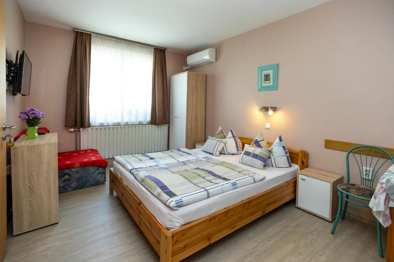 Cecey Apartman Eger Extérieur photo